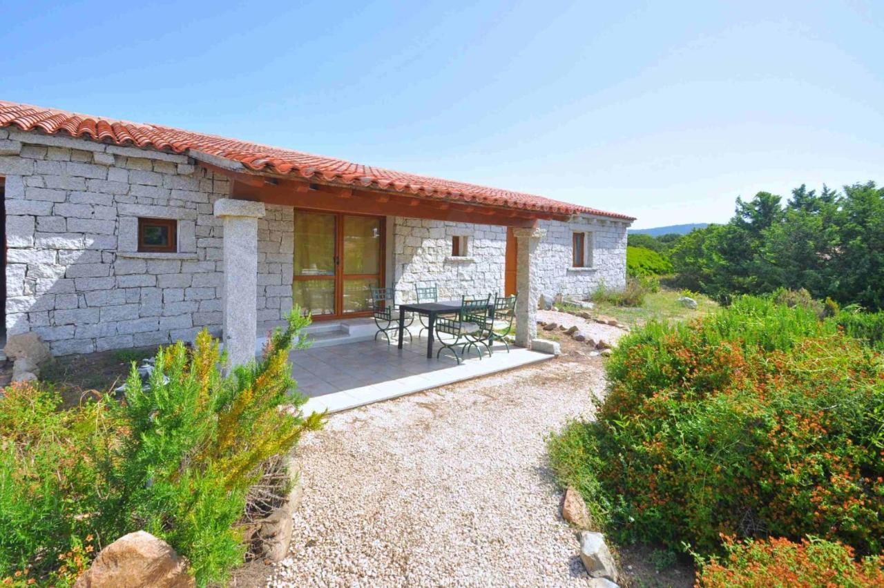Mare Di Ginepri Appartement Badesi Buitenkant foto